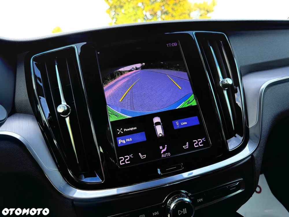 Volvo V60 D3 Geartronic Momentum Pro - 25