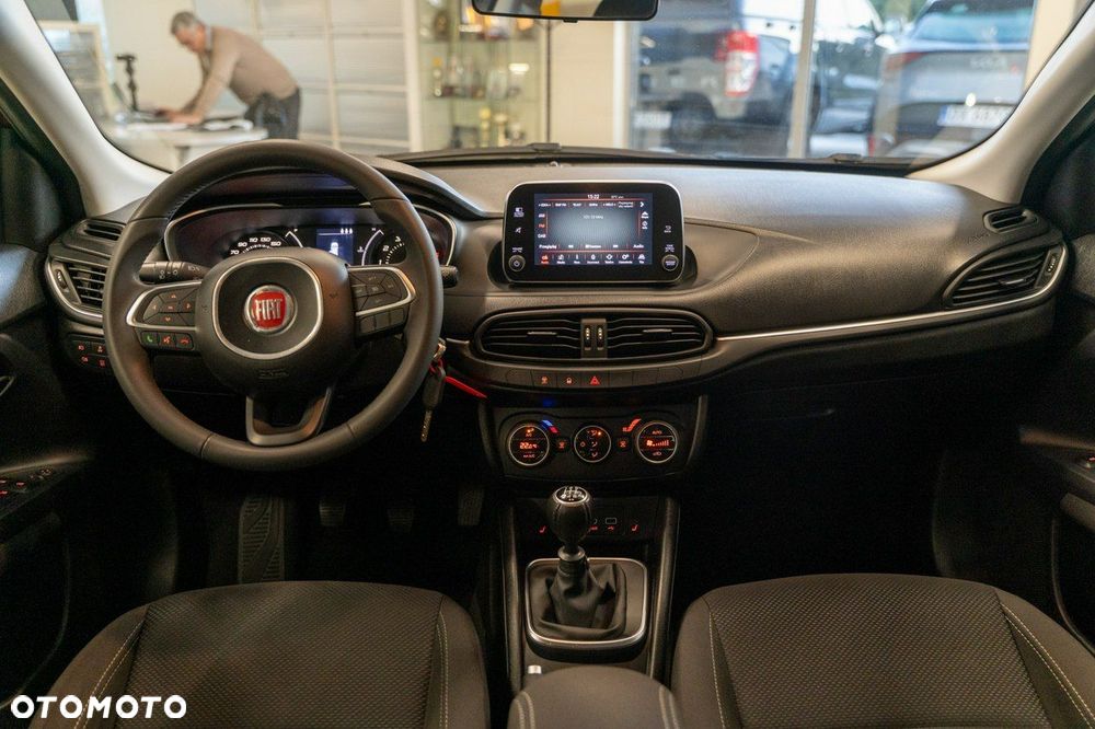 Fiat Tipo 1.4 16v Lounge EU6d - 8