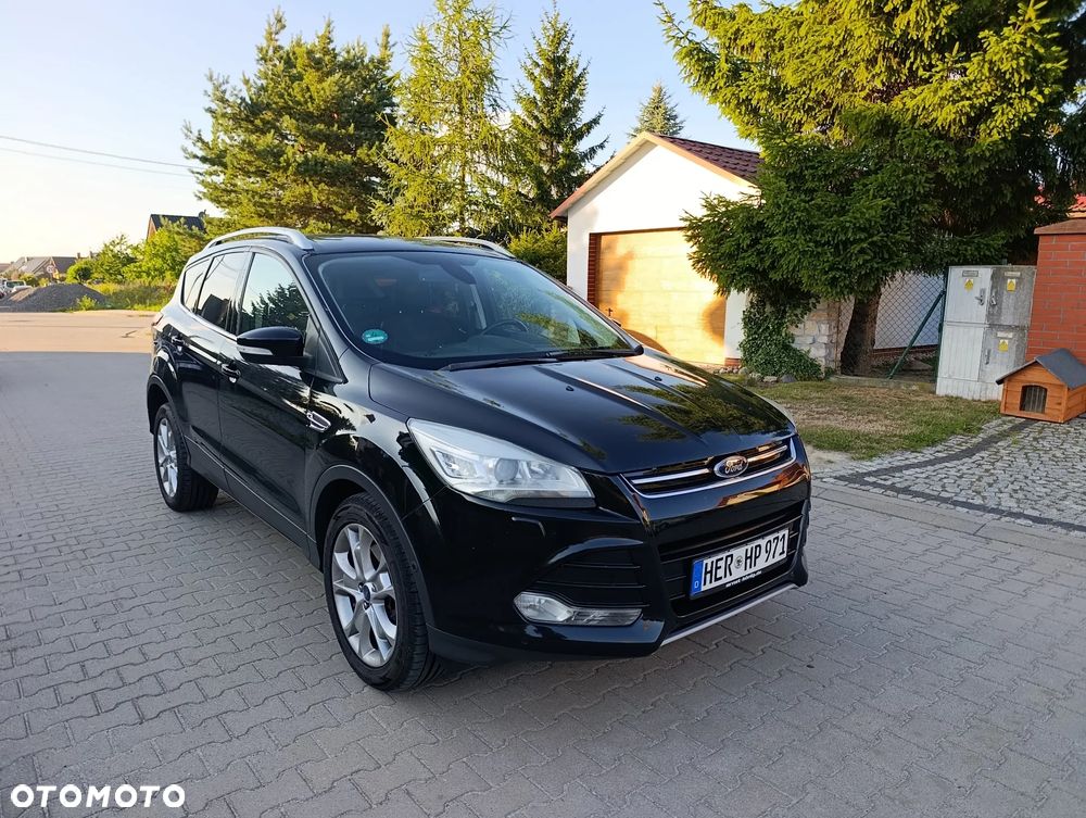 Ford Kuga 2.0 TDCi 2x4 Titanium - 2