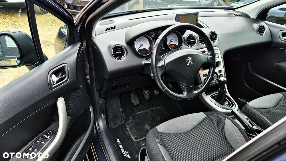 Peugeot 308 1.6 Premium Plus - 31