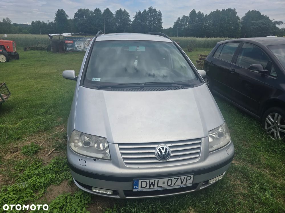 Volkswagen Sharan 1.9 TDI Basis - 4
