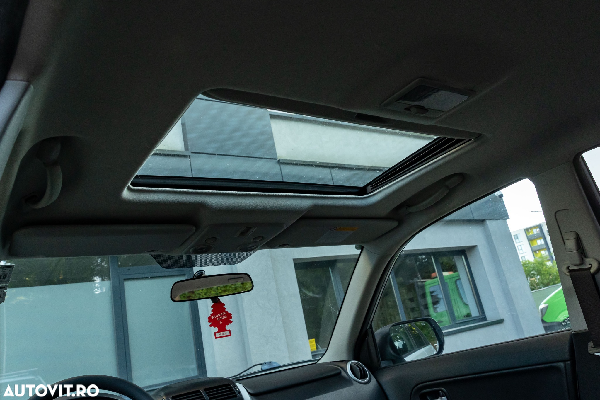 Suzuki Grand Vitara 1.9 DDiS Comfort - 9