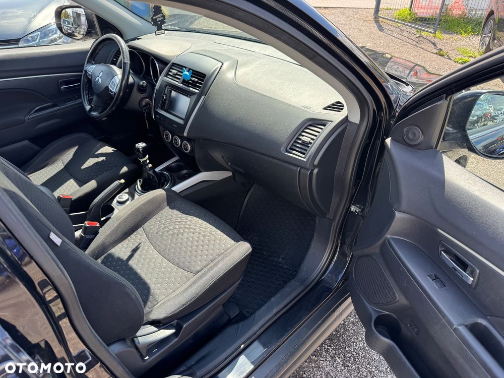 Mitsubishi ASX 1.8 DID Instyle NAVI 4WD AS&G - 23