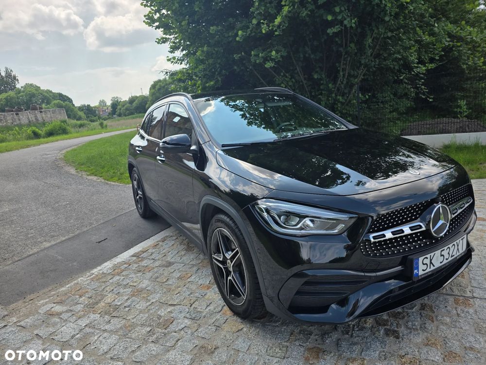 Mercedes-Benz GLA 200 Business Edition - 3