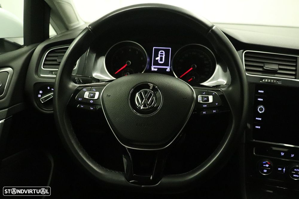 VW Golf 1.0 TSI Trendline Pack - 13