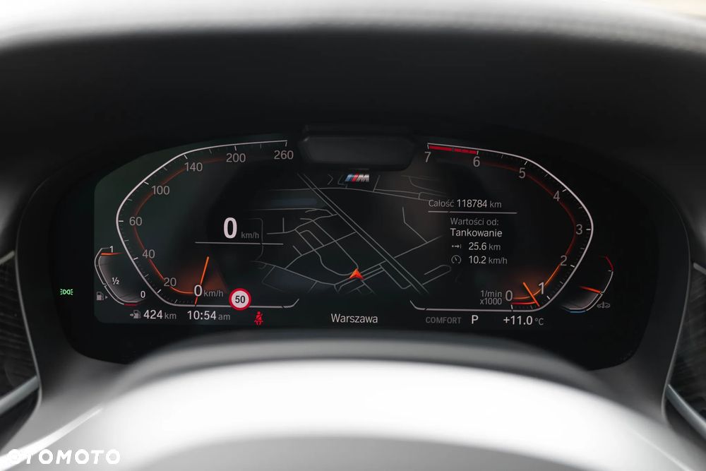 BMW Seria 7 750i xDrive - 27