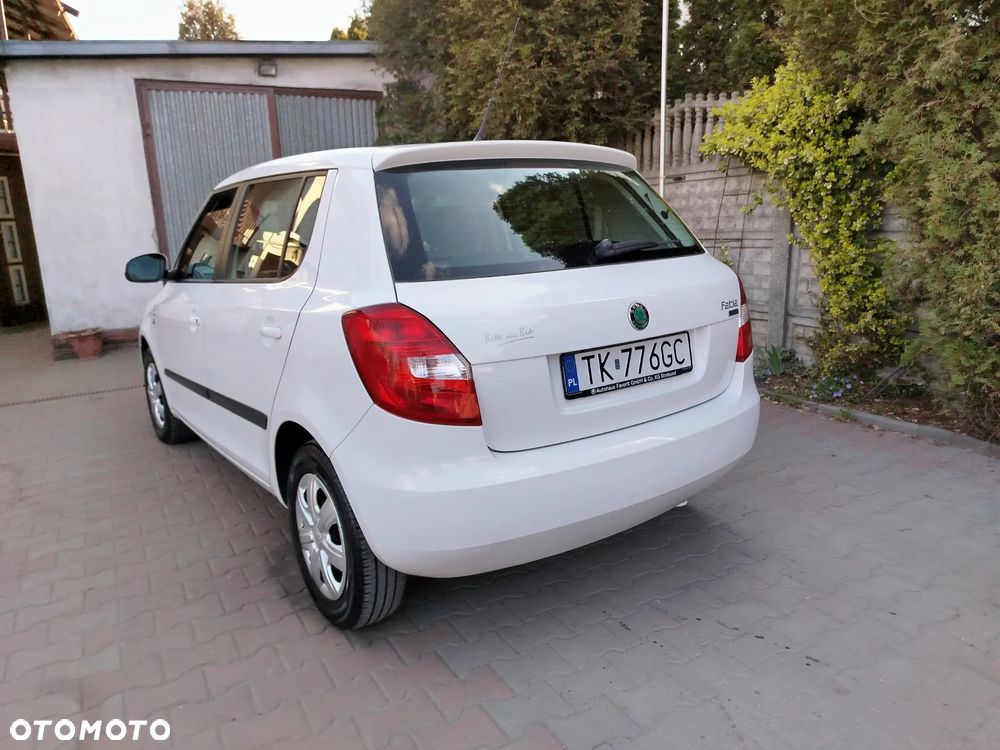 Skoda Fabia 1.2 HTP Active - 12