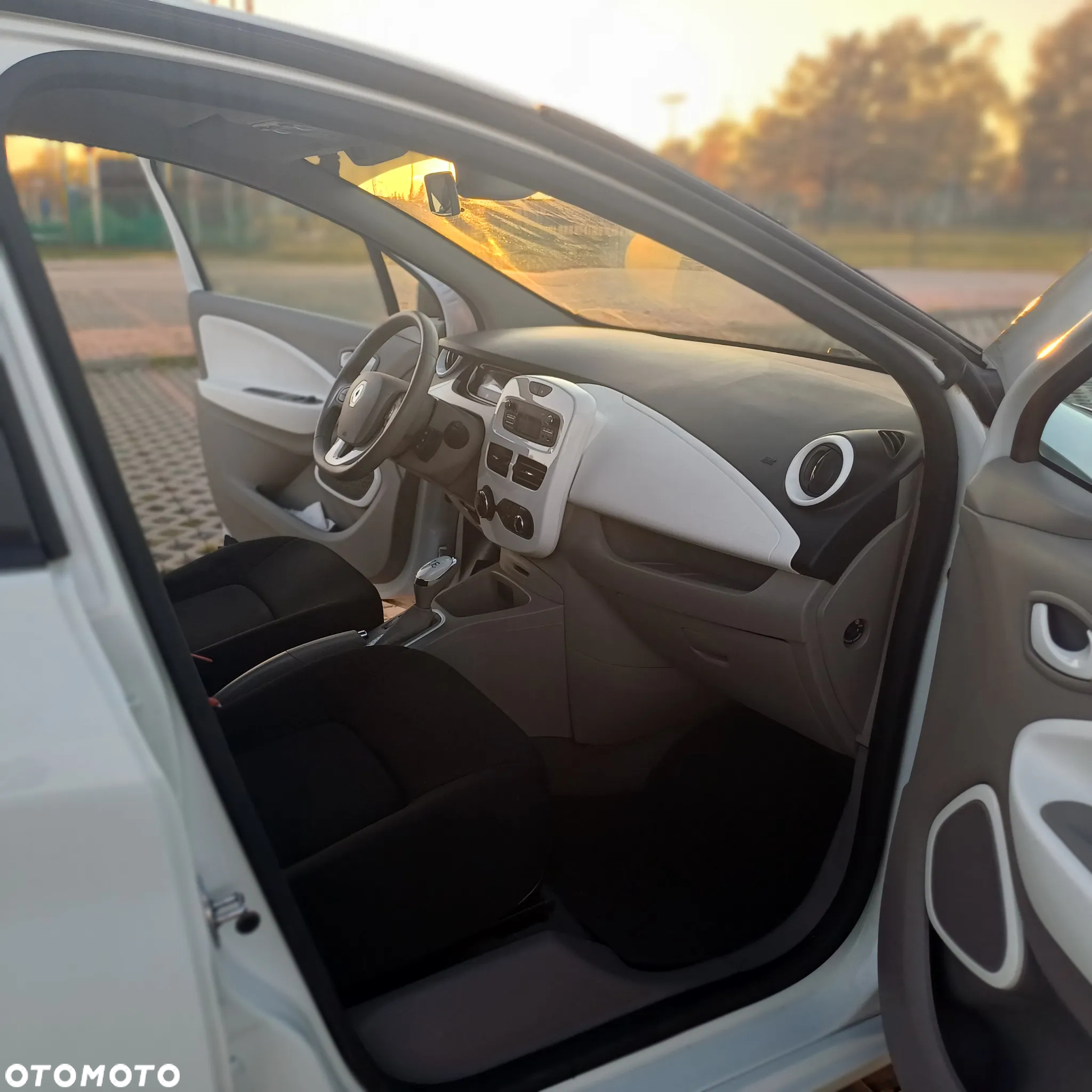 Renault Zoe - 26