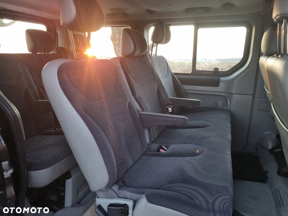 Renault Trafic L1H1 Passenger Lux - 6