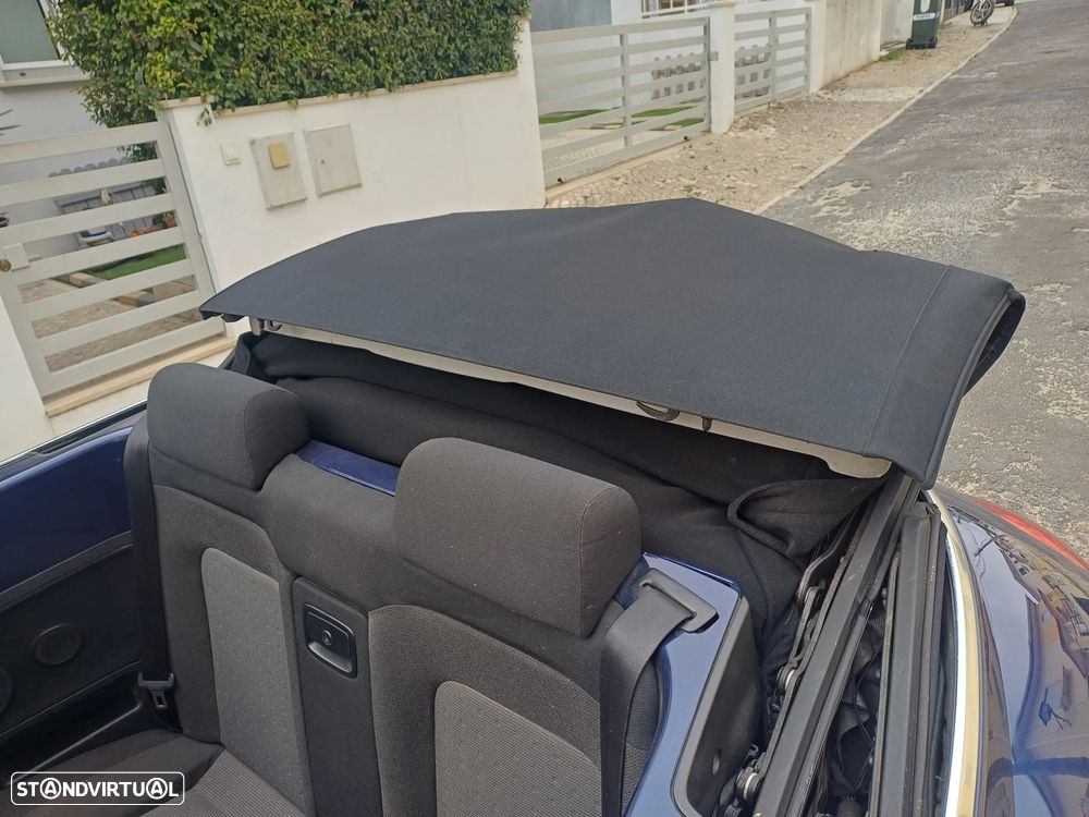 VW New Beetle Cabriolet 1.4 - 13