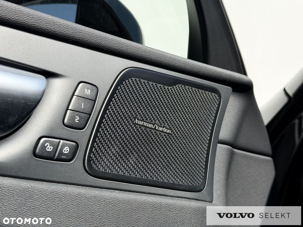 Volvo XC 60 - 22