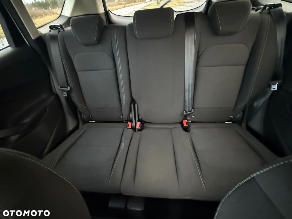 Ford Kuga 1.5 EcoBoost 2x4 Trend - 23