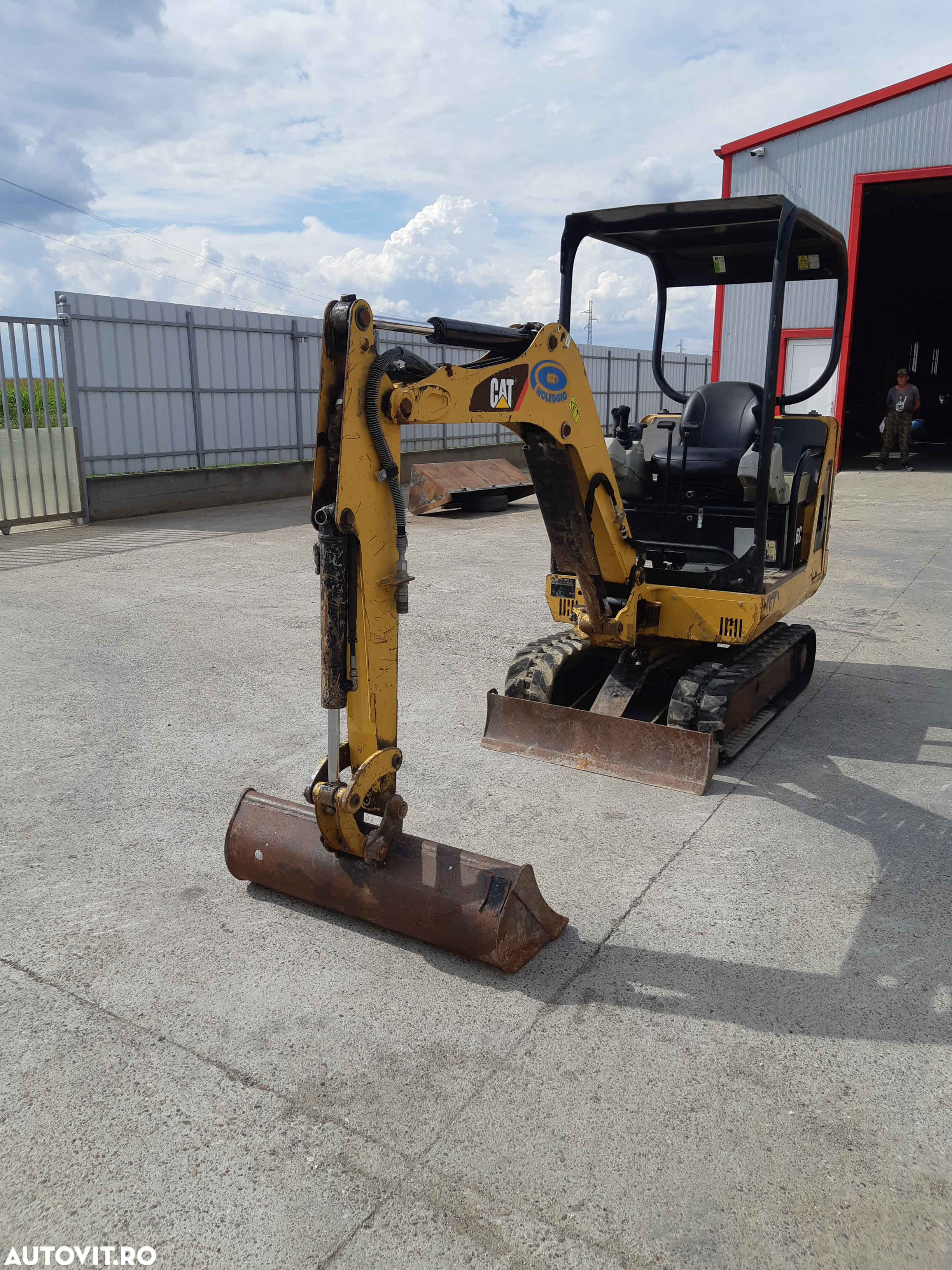 Caterpillar 301.6 C - 6