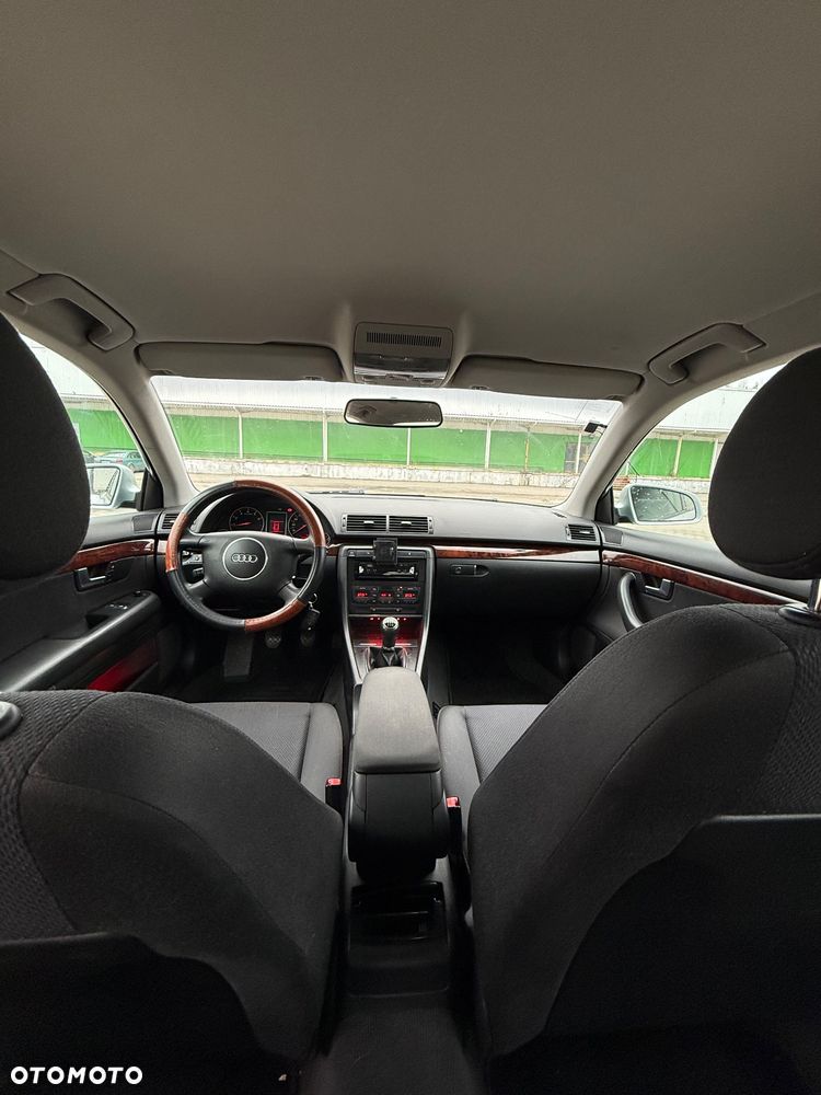 Audi A4 Limousine 2 - 12