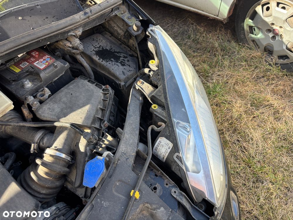 Ford S-Max - 14
