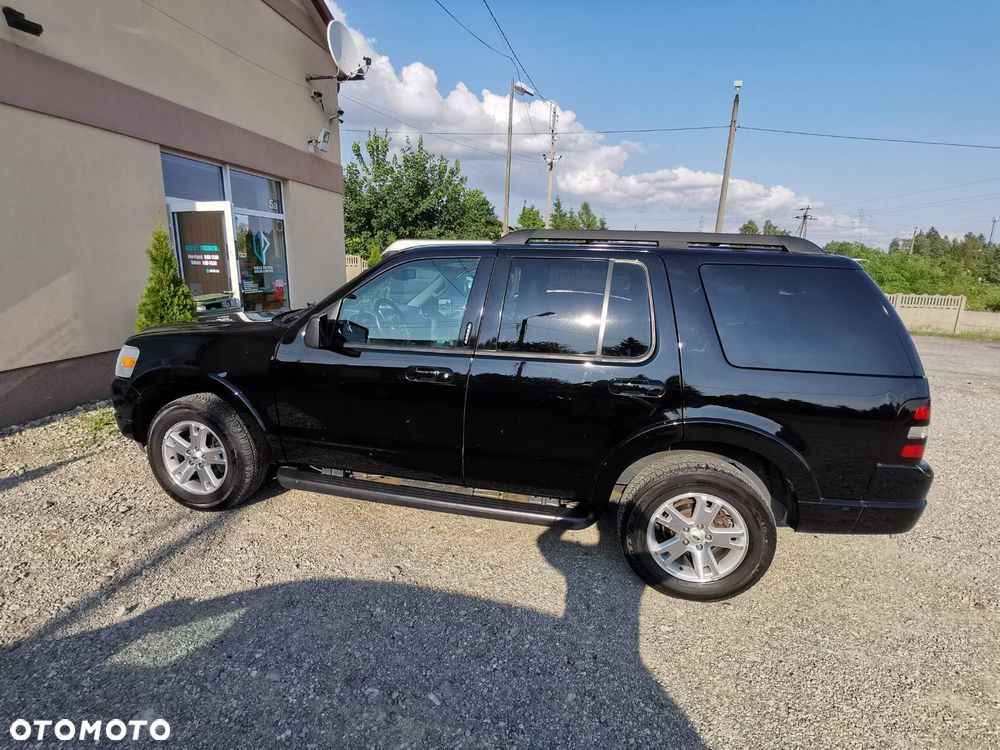 Ford Explorer 4.0 4WD - 6