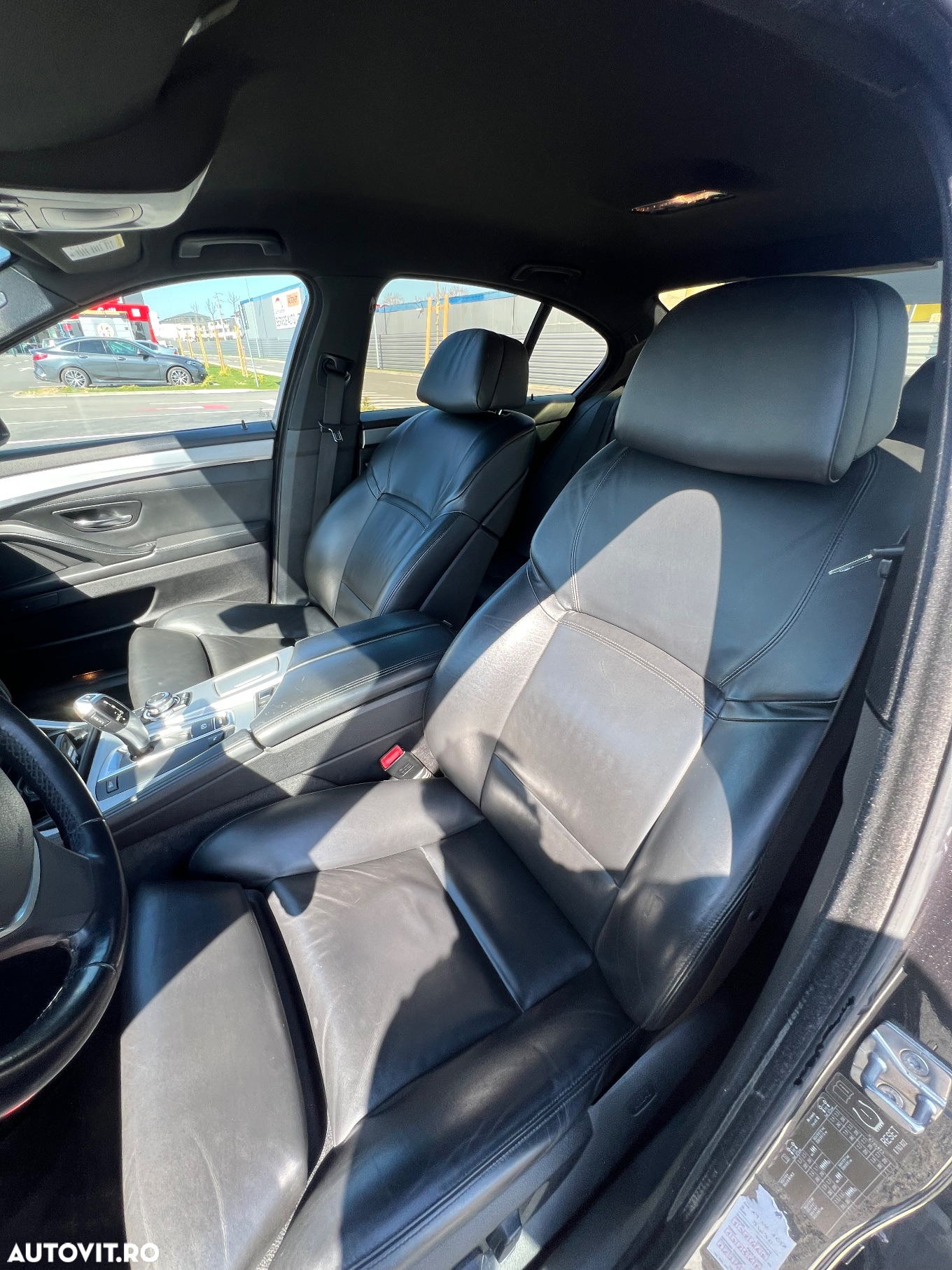 BMW Seria 5 520d Aut. - 7