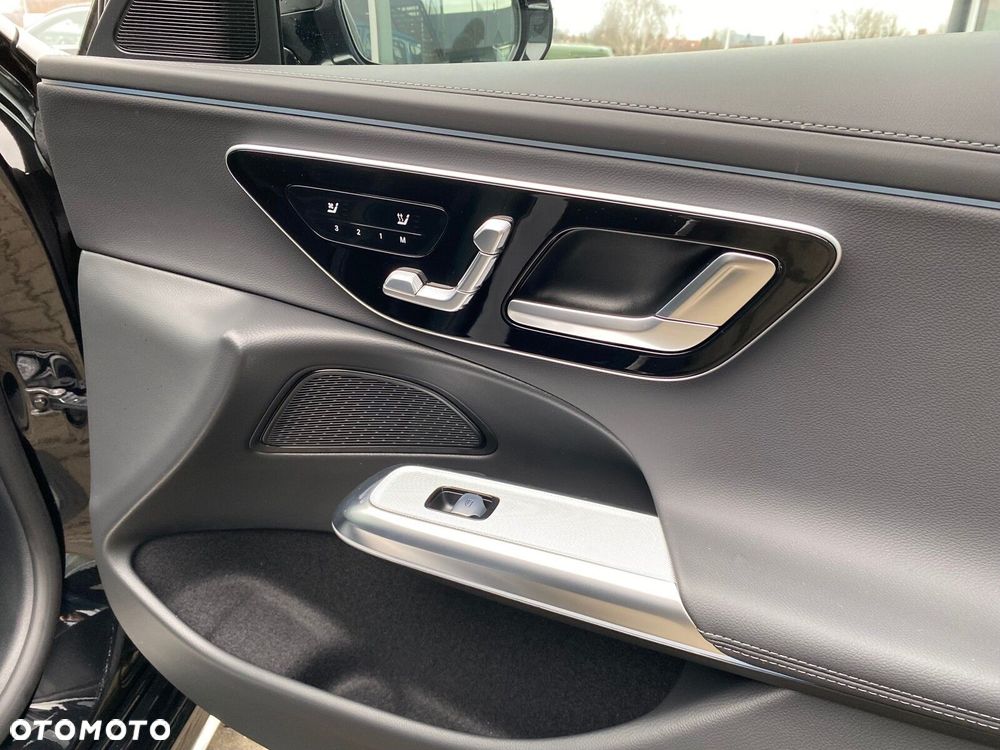 Mercedes-Benz Klasa E - 20