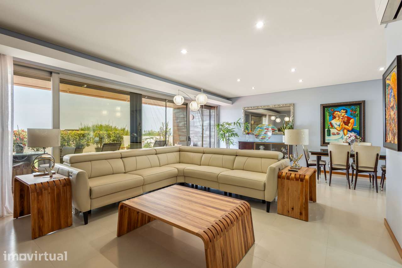 Moradia T4 com Vista Mar, Jacuzzi e Energia Solar - Lourinhã - Grande imagem: 4/35