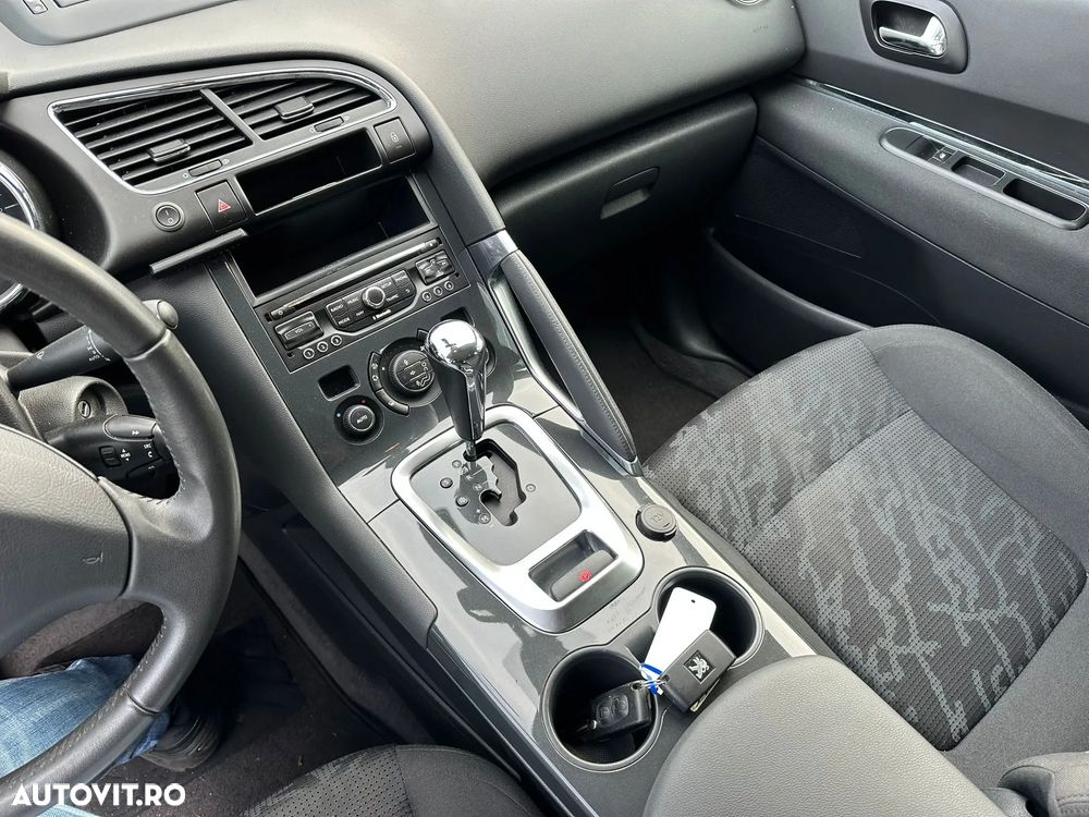 Peugeot 3008 155 THP Automatik Platinum - 11