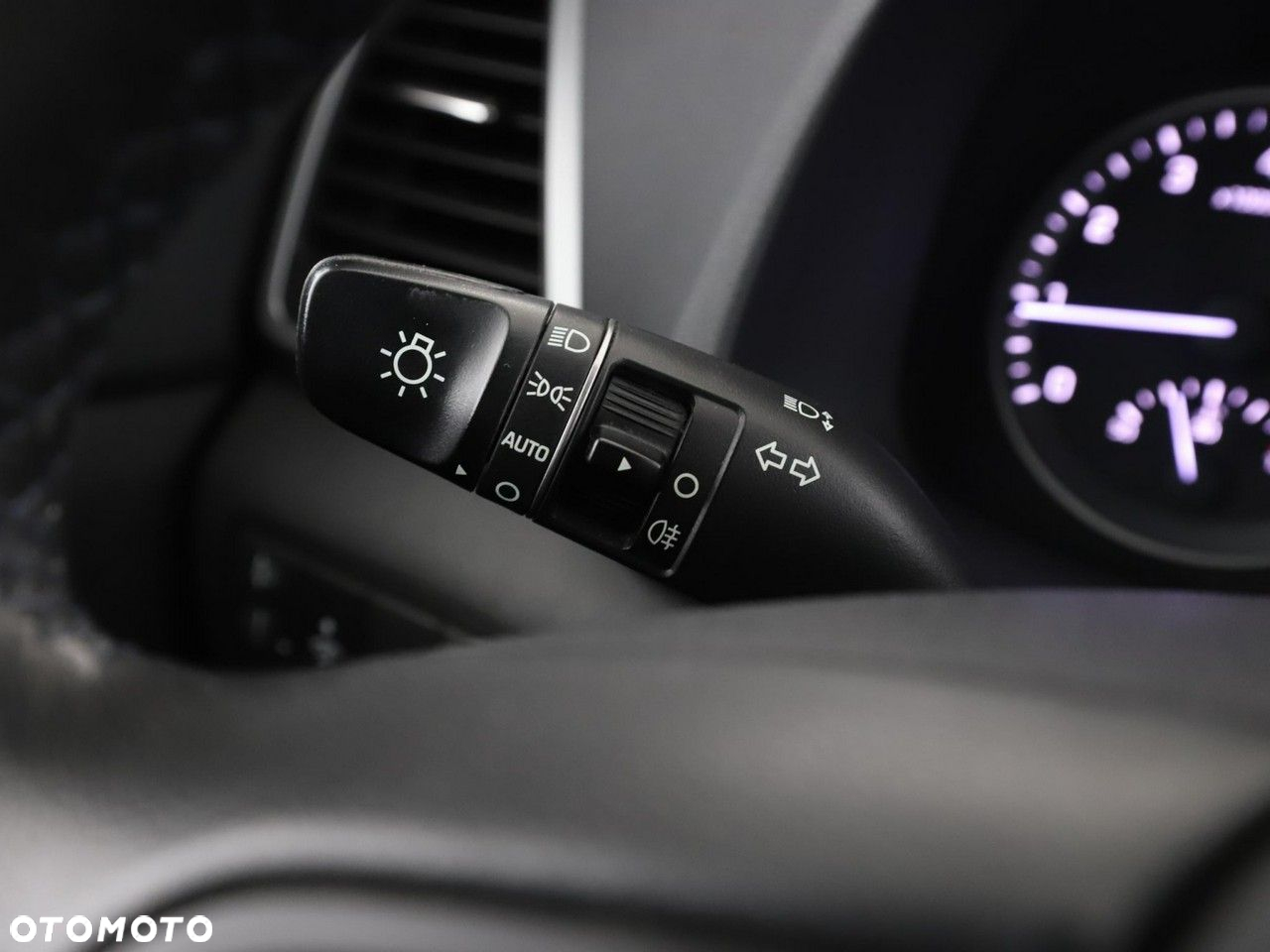 Hyundai Tucson 1.6 T-GDI GO Plus 2WD - 34