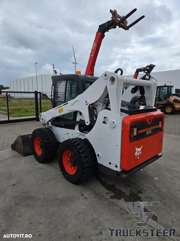 Bobcat S770 - 4