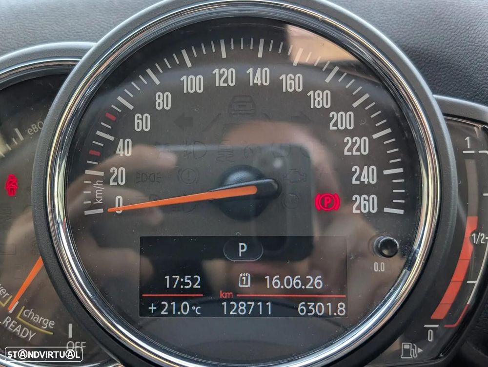 MINI Countryman Cooper SE ALL4 Auto - 24
