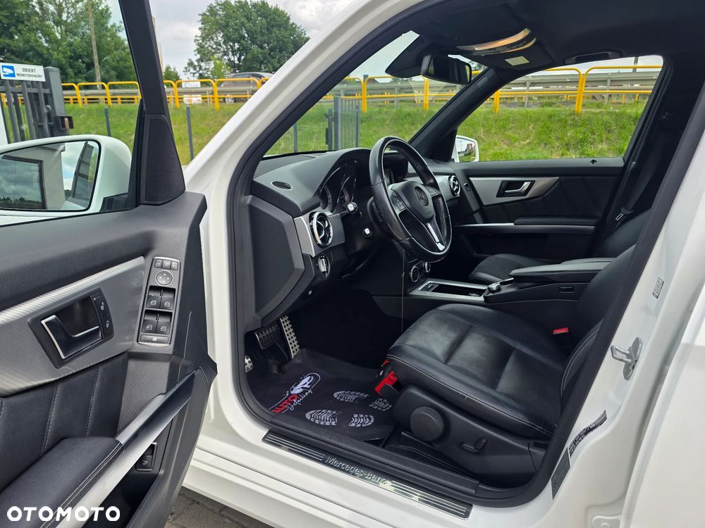 Mercedes-Benz GLK - 8