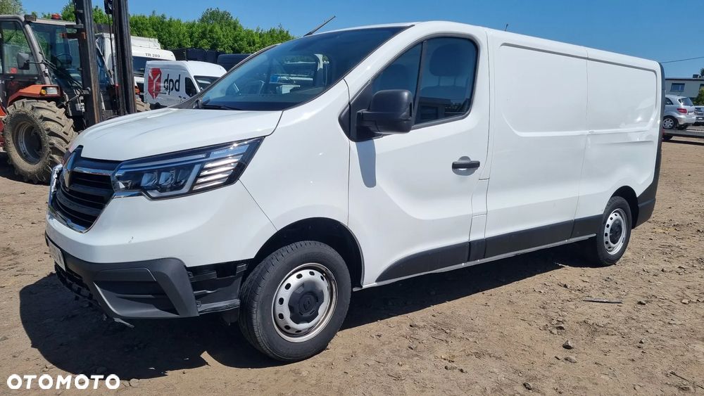 Renault Trafic - 11