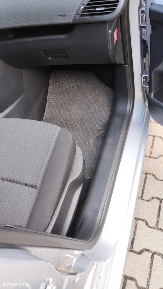 Peugeot 207 1.4 U Move - 21