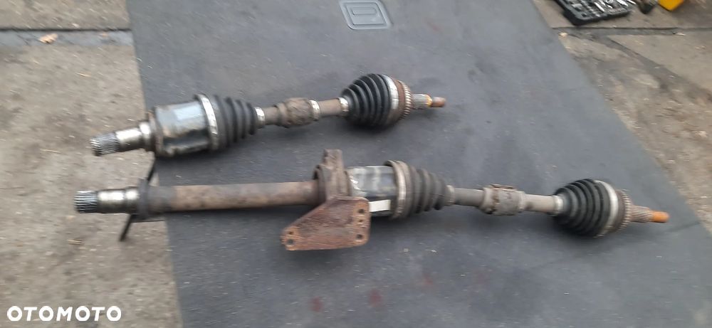 Avensis verso 2.0 D4D CLM20L Półoś lewa prawa DM20L DM20R Manual - 1