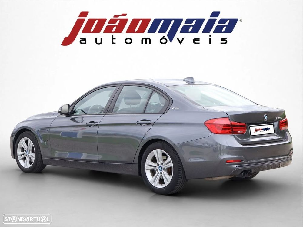 BMW 330 e iPerformance Line Sport - 7