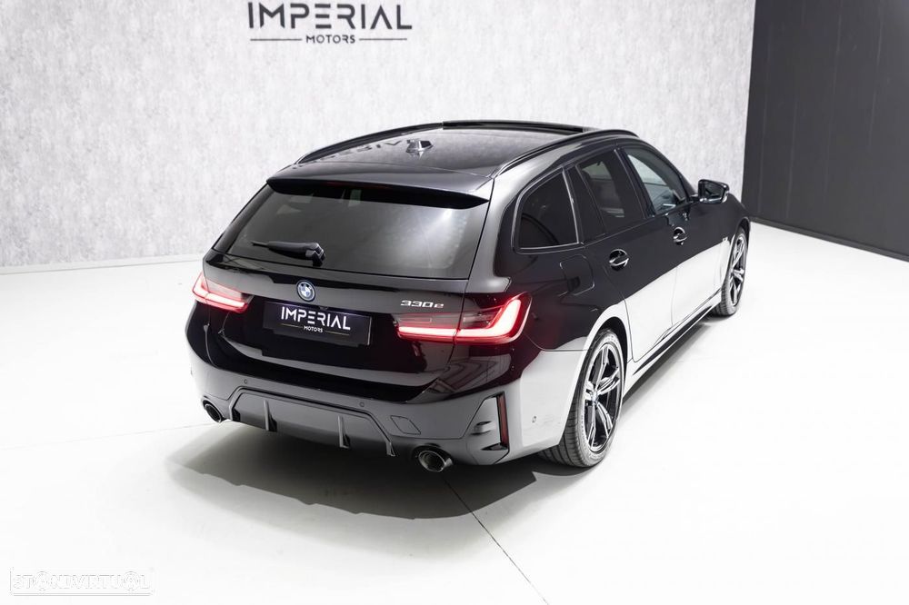 BMW 330 e Pack M Auto - 26
