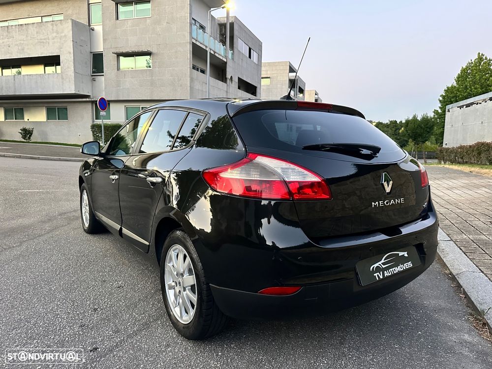 Renault Mégane 1.5 dCi Dynamique S - 7