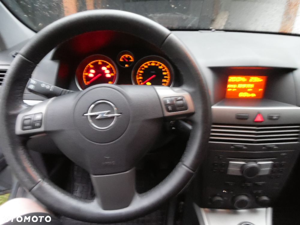 Opel Astra 1.7 CDTI - 12