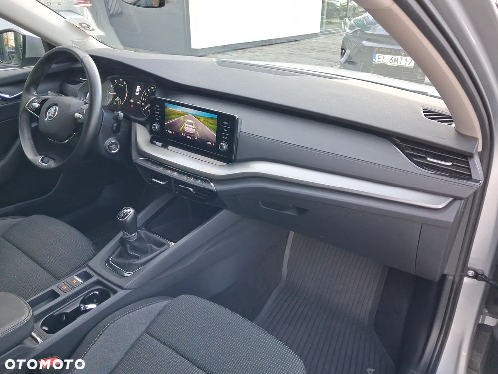 Skoda Octavia 1.5 TSI ACT Ambition - 25