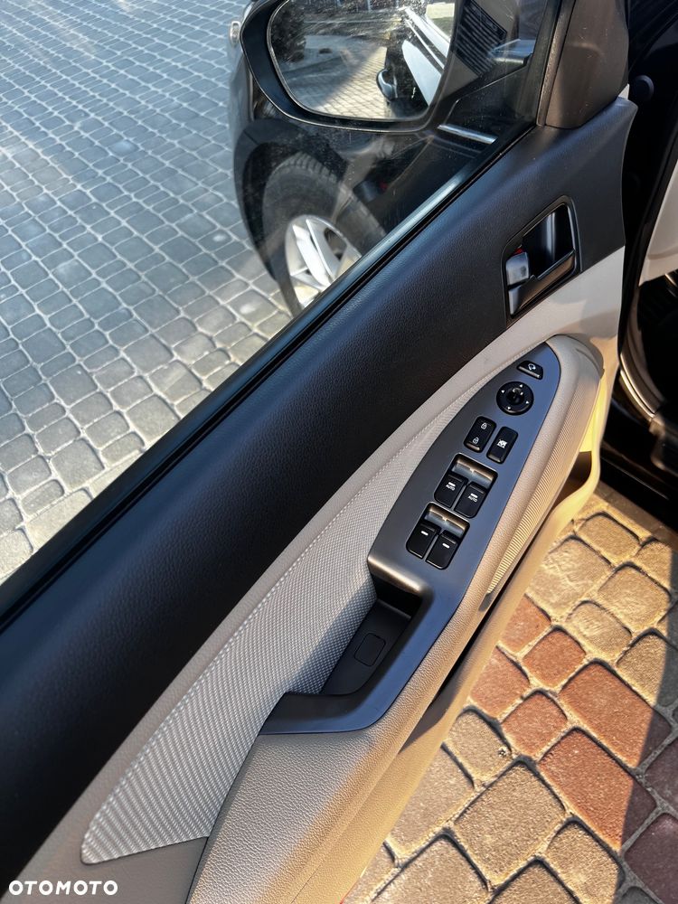 Kia Optima 1.7 CRDi XL - 19