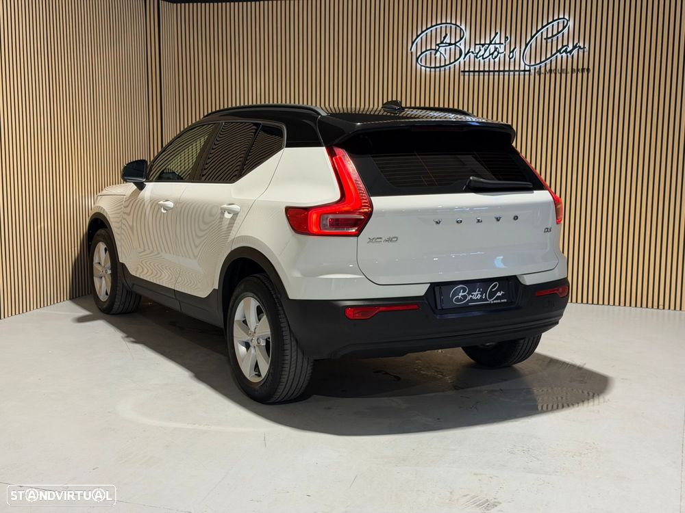 Volvo XC 40 2.0 D3 Momentum Plus Geartronic — fotografia 4