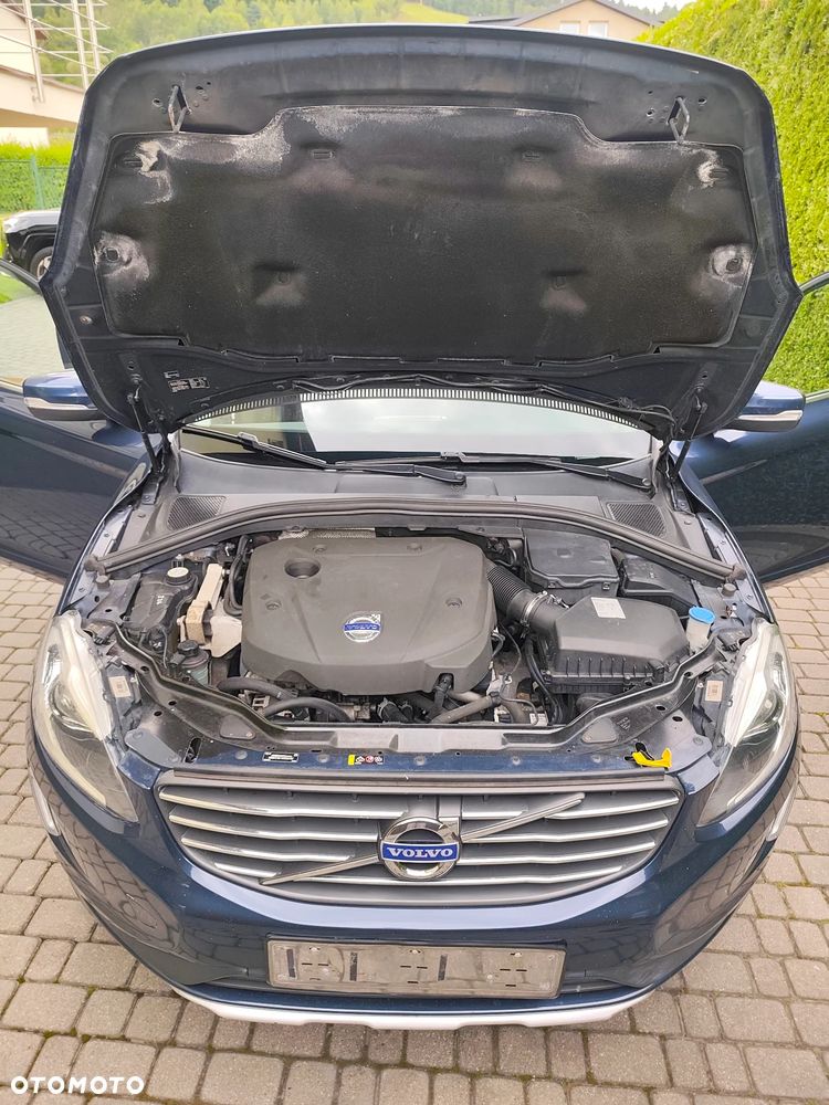 Volvo XC 60 D4 Geartronic Momentum - 12