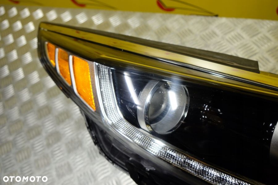 KIA OPTIMA 2015- REFLEKTOR LAMPA ZWYKŁA SOCZEWKOWA Z LED R USA - 4