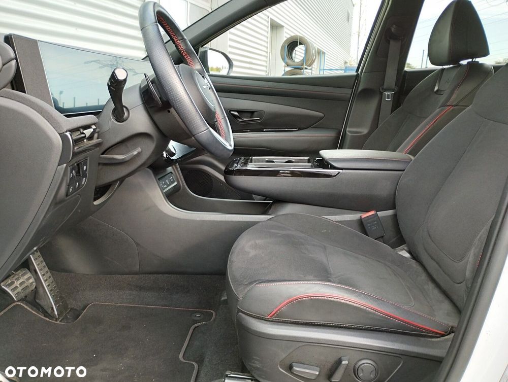 Hyundai Tucson 1.6 T-GDi HEV N-Line 4WD - 11