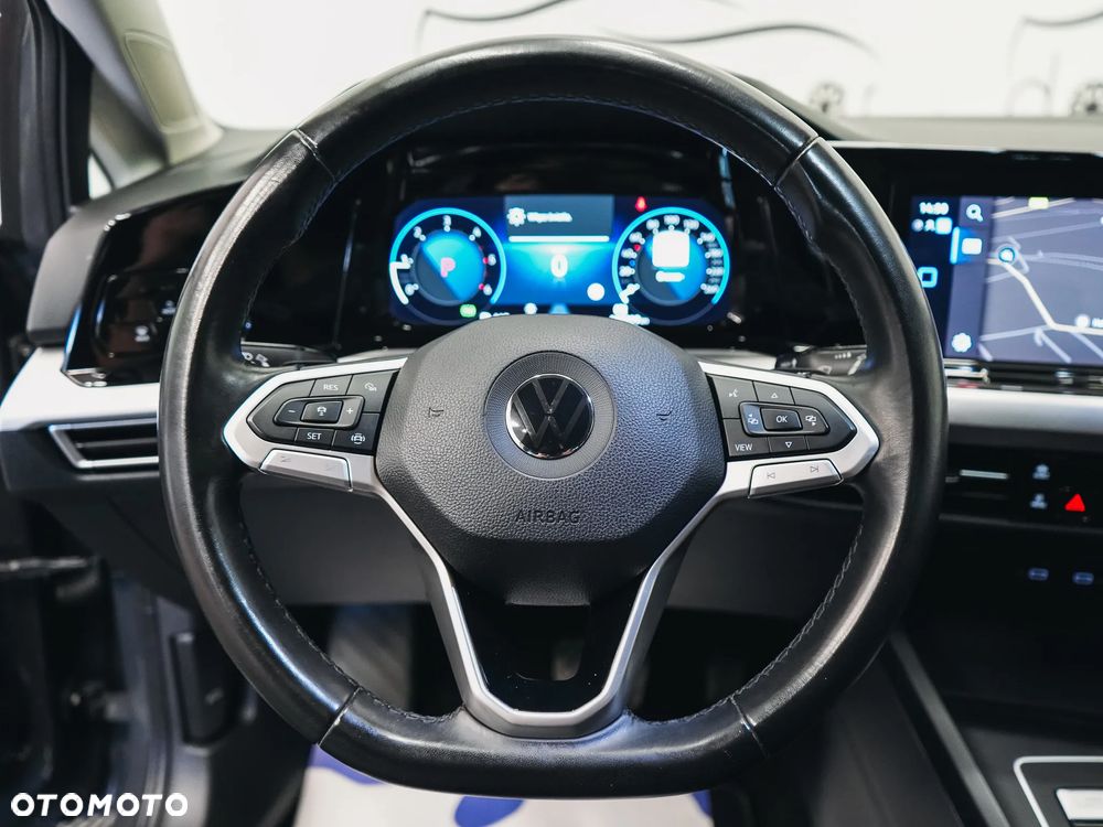 Volkswagen Golf - 16