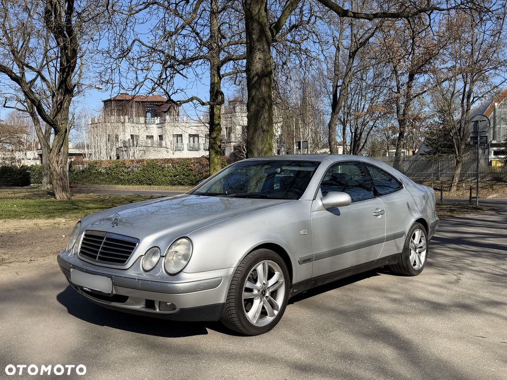 Mercedes-Benz CLK - 1