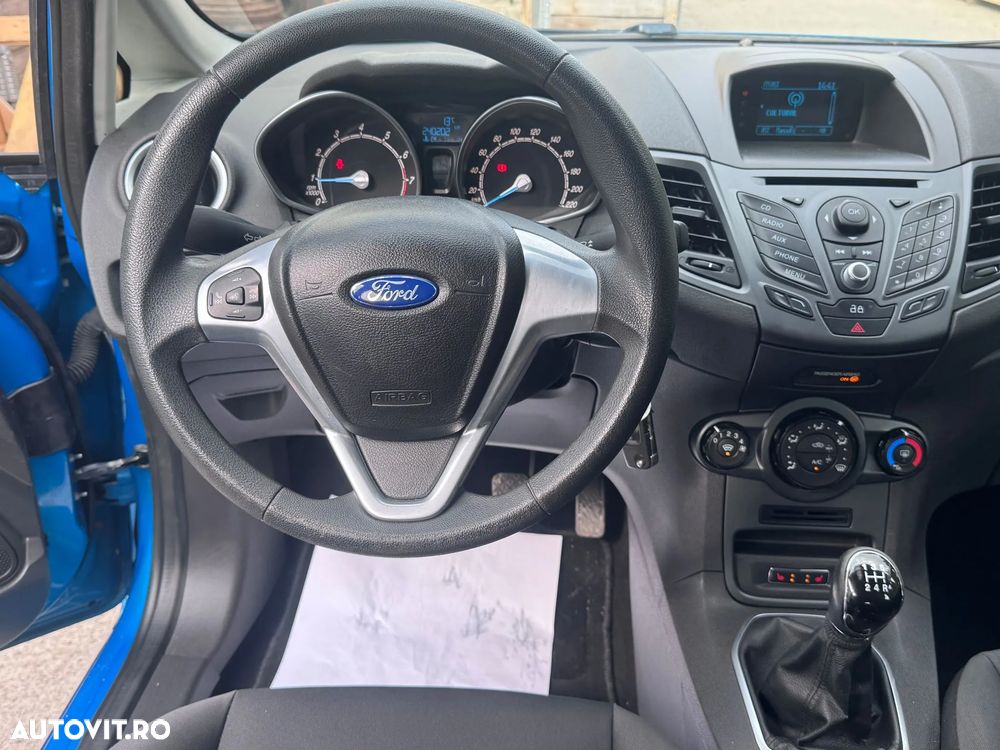 Ford Fiesta - 11