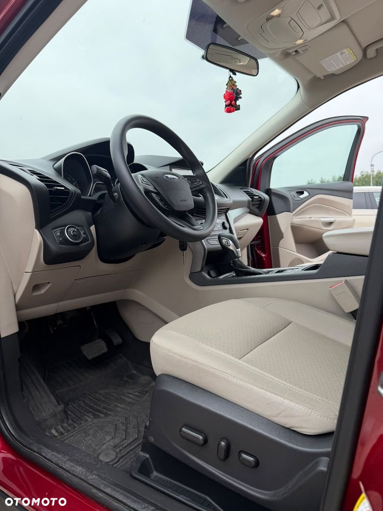 Ford Escape - 16