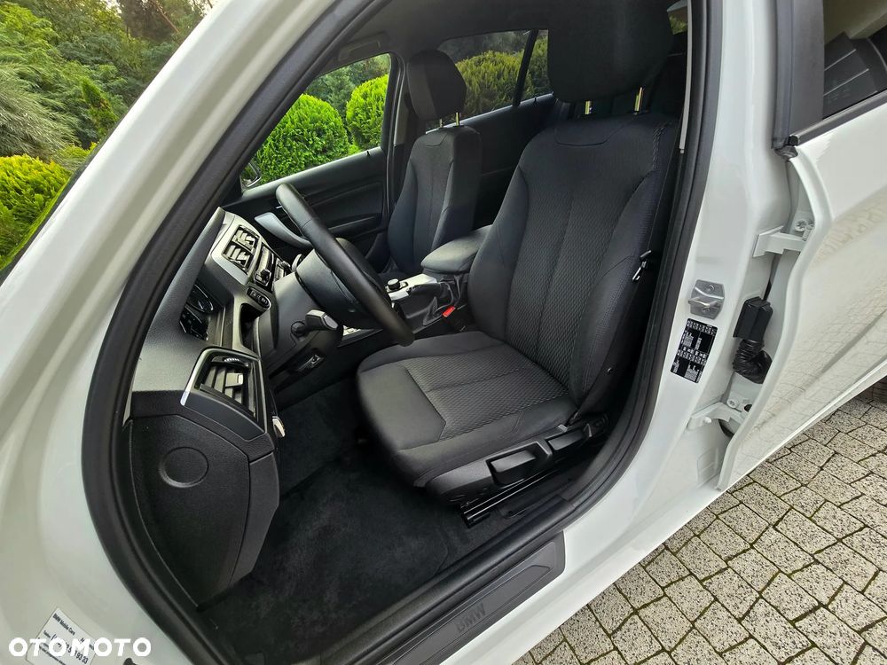 BMW Seria 1 118i Advantage - 8