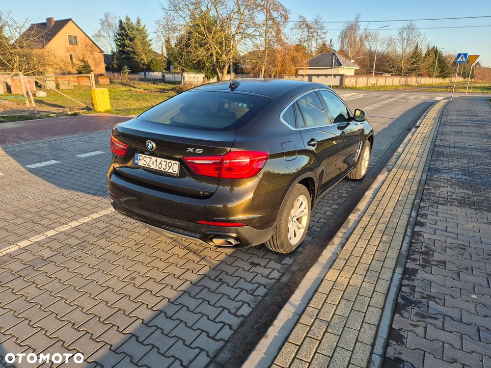 BMW X6 xDrive40d - 15