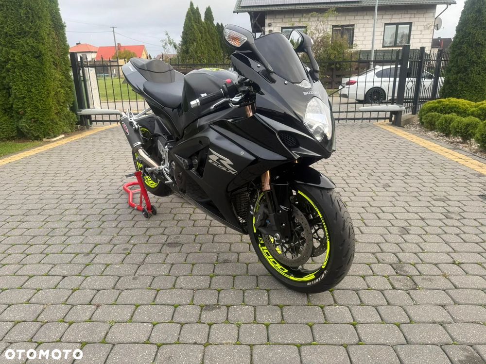 Suzuki GSX-R - 2