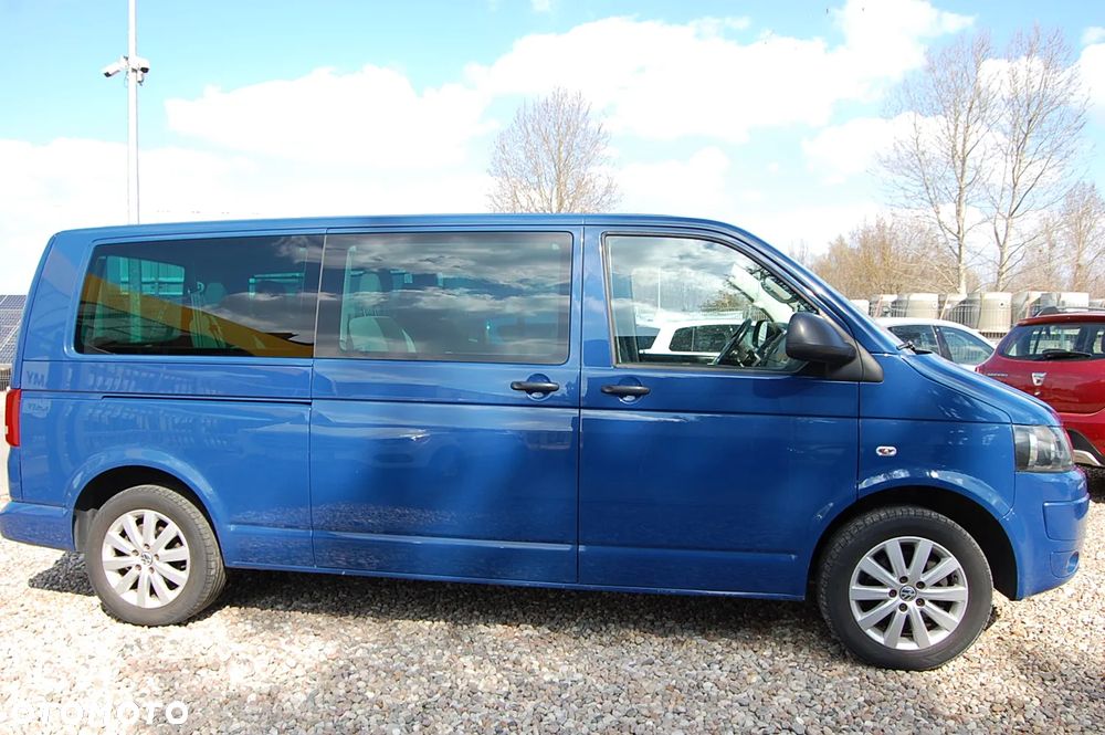 Volkswagen Caravelle - 32