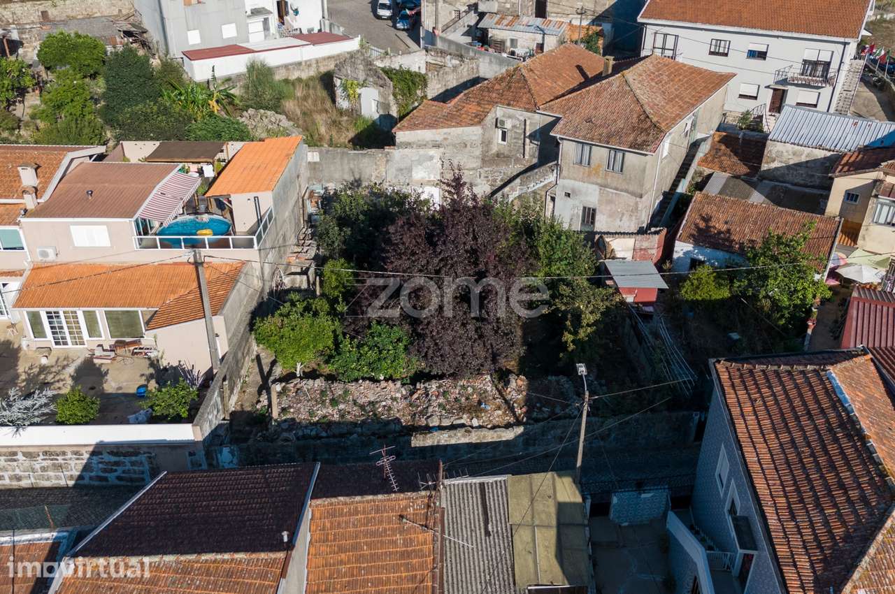 Moradia e terreno para construção, perto do Hosp. S. João - Pedrouç... - Grande imagem: 4/45